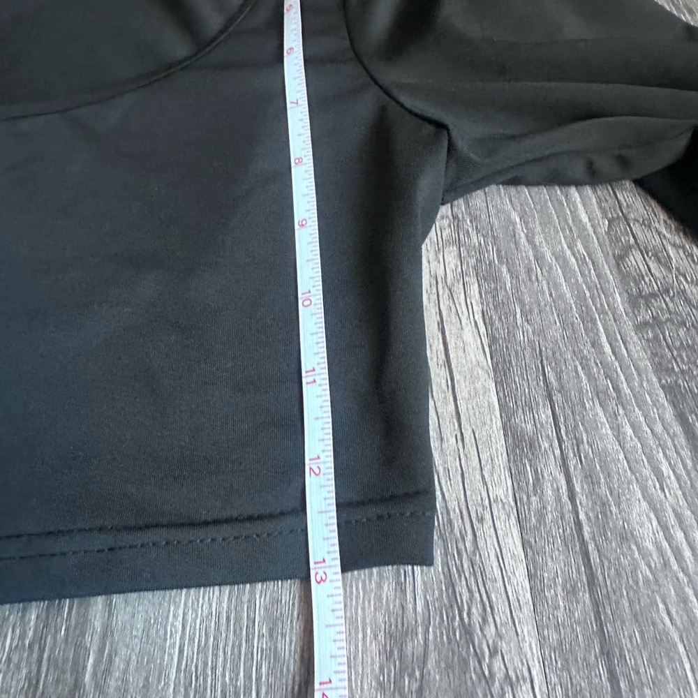 Long Sleeve Scoop Neck Stretchy Black Crop Top SZ XS Stretchy Black Top - Picture 9 of 13